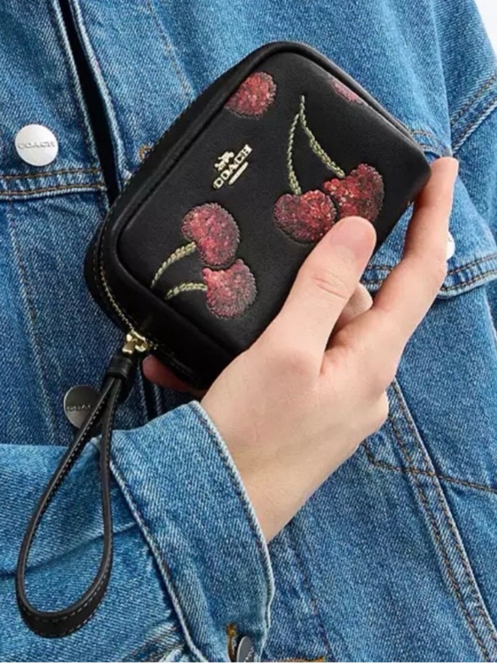 Coach Cherry Print Smooth Leather Pouch Wristlet Black Multi Like New